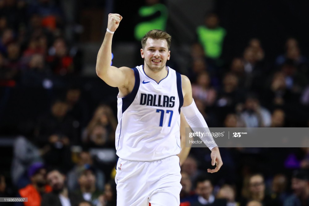  独行侠东契奇荣获月度最佳球员  